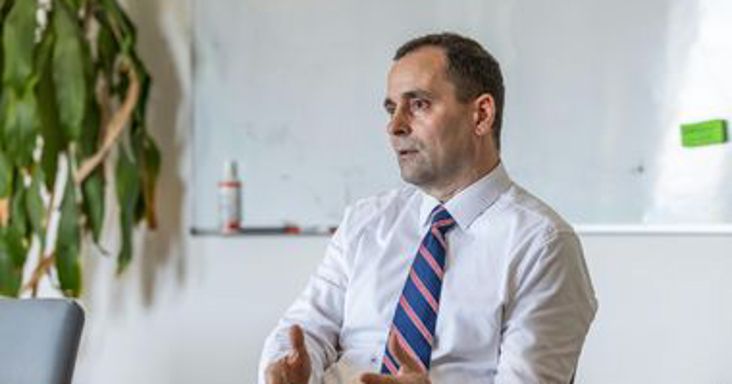 A lemondott energetikai államtitkár állítja, döntésének nincs köze Tárkányi Zsolt őt bíráló posztjához