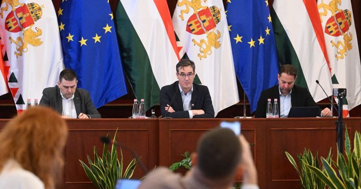 Virtuálisan folytatódott a csata a főváros rendkívüli közgyűlése után