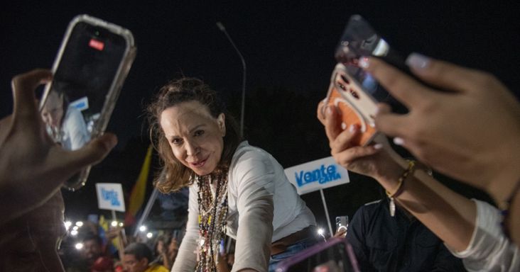 Tavaly motorcsónakban hagyta el Venezuelát, most visszatért Máría Machado ellenzéki vezető