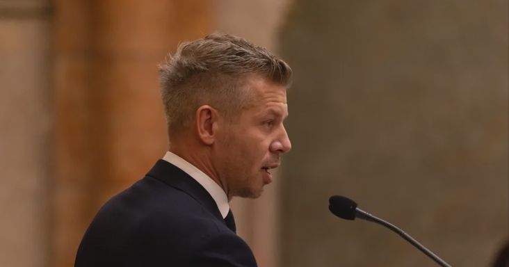 Orbán-idézettel reagált Magyar Péter Matolcsy őrizetbe vételének hírére