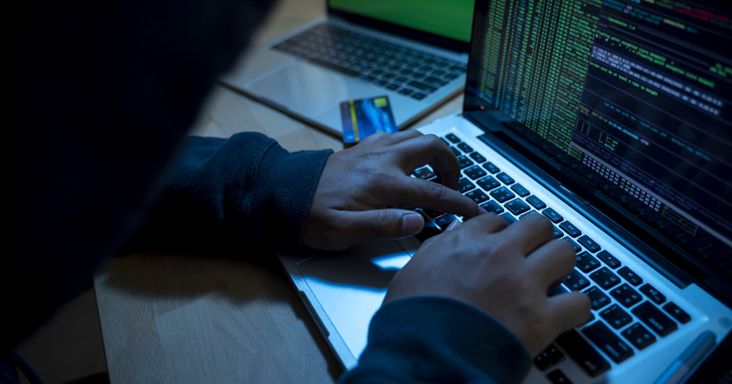 Egy héttel a sorsdöntő választás előtt hackerek támadták meg a választási felügyeletet az Egyesült Államokban