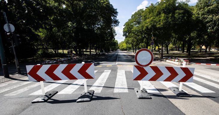 Világháborús bomba miatt lezárják az Üllői utat Budapesten: házakat is kiürítenek, órákig tart a forgalomkorlátozás