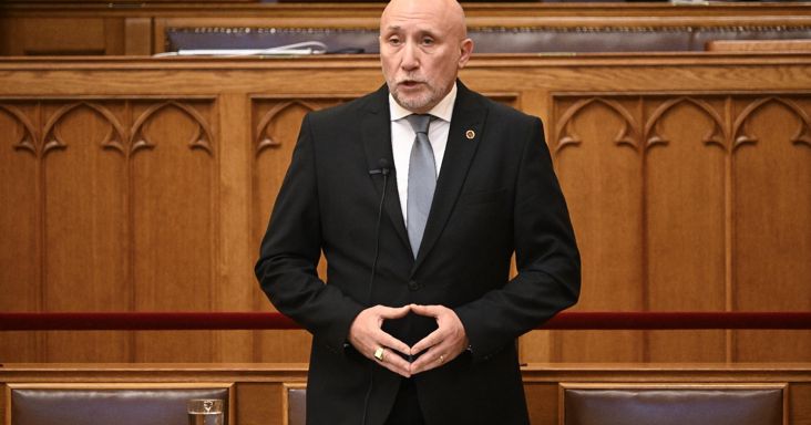 Felfüggesztették Fürcht Pált ügyészi állásából