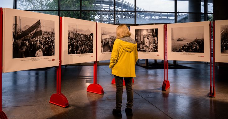 A történelem szemtanúja – Bojár Sándor képeiből készült tárlattal vár az idei World Press Photo kiállítás