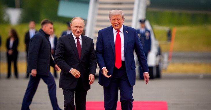 Putyin már Trumppal és Hszi Csin-pinggel tárgyalna Ukrajna sorsáról, Zelenszkij történelmi hibát emleget