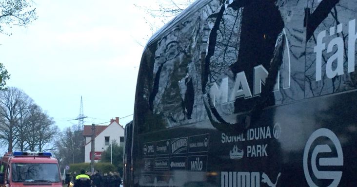 „Csoda, hogy életben vagyok” – isteni szerencsével úszta meg a csapatbusz elleni merényletet a világbajnok focista
