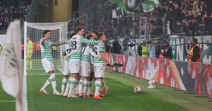„Ajándékba kapták a győzelmet” – keményen odaszúrtak a Fradinak a csehek, a Groupama Arénát is kifigurázták