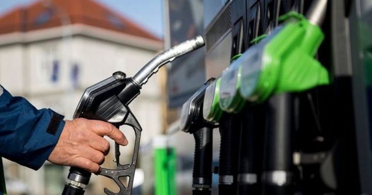 Extraprofitadót követelnek a nagy olajcégekre a független benzinkutasok