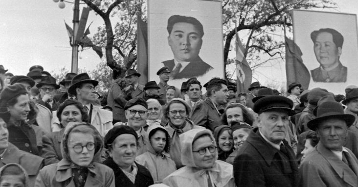 Keményvonalas fordulathoz és tisztogatáshoz vezetett az ‘56-os magyar forradalom Kínában