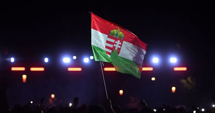 Megérkezett az ítélet a magyar gazdaságról és az euró bevezetéséről: lerántották a leplet a valós dátumról – Londonban figyelmeztetett a globális óriás az államadósságra