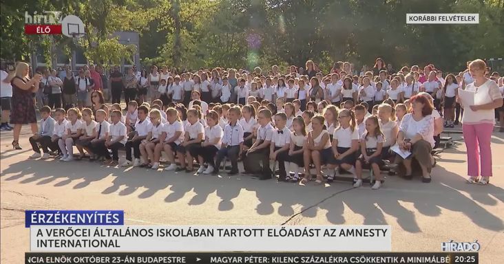 Az Amnesty ünnepelte a gyermekvédelmi korlátozások eltörlését, most iskolákban tart foglalkozásokat