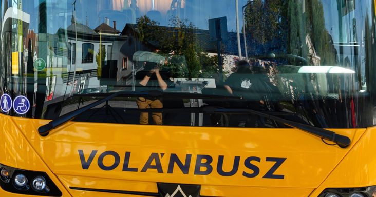 Felmentették a NAV elnökhelyettesét, aki a Volánbusz gazdasági igazgatója is volt