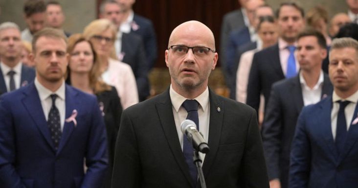 Radetzky András Médiatanács-tag lett, a Fidesz és a KDNP jelöltjeit újból leszavazták