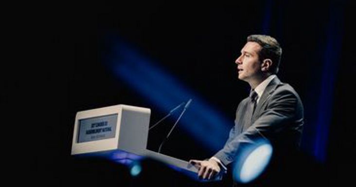 Marine Le Pen szövetségese, Jordan Bardella marad a francia szélsőjobboldal pártja élén