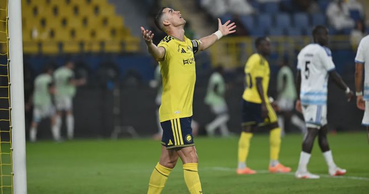 Ez egyre kínosabb, Cristiano Ronaldón röhögnek az újabb blamája után