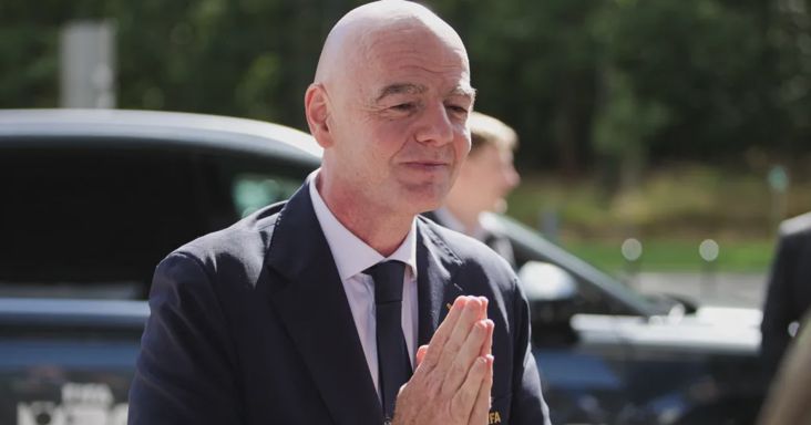The Times: a FIFA dollármilliókkal támogatta az elnöke luxuséletmódját, Miamiban béreltek neki villát