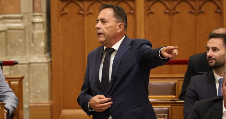 Pócs János visszavágott a tiszás parasztozásra: A földművesektől kérjenek bocsánatot! + videó