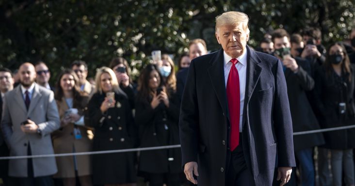 Trump: ha ez megtörténik, Amerika lángba fog borulni