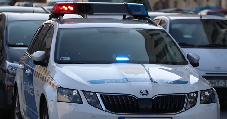 Nincs vége! Bombariadó van a Radnótiban, rendkívüli tanítási szünetet rendeltek el