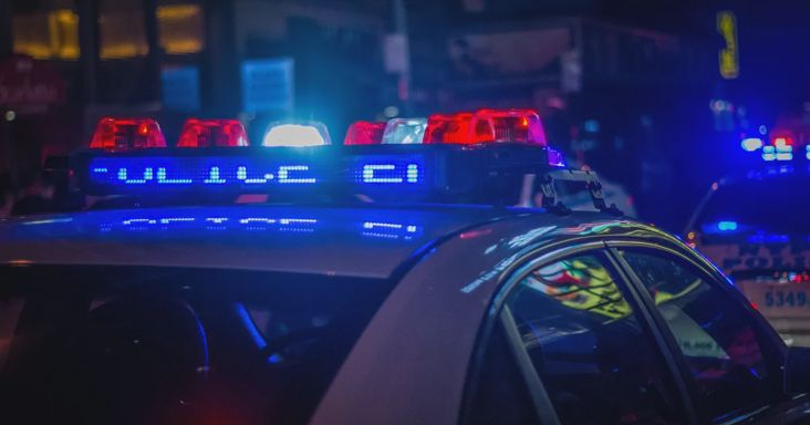 Egy nő azt állította, hogy egy hétéves fiút temettek el háza tetején - a szomszédját vették őrizetbe a hatóságok