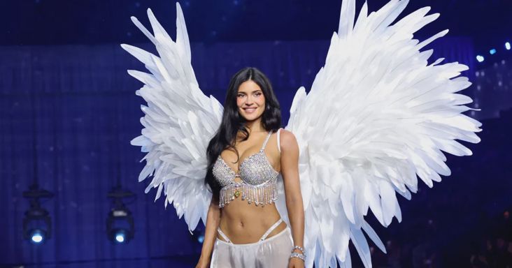 Kylie Jenner viselte a Victoria’s Secret történetének legértékesebb melltartóját - videó