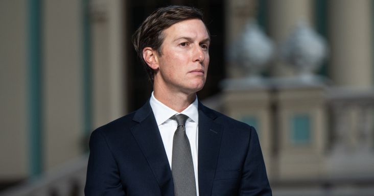 Feltörték Donald Trump vejének mobilját, állítólag milliárdos titkos számlákra bukkantak