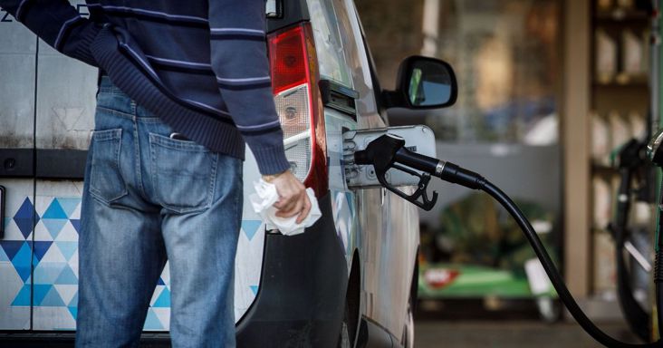 Méregdrága a gázolaj, de a magyar dízelfogyasztás 10 százalékát küldi Ukrajnába Kapitány István