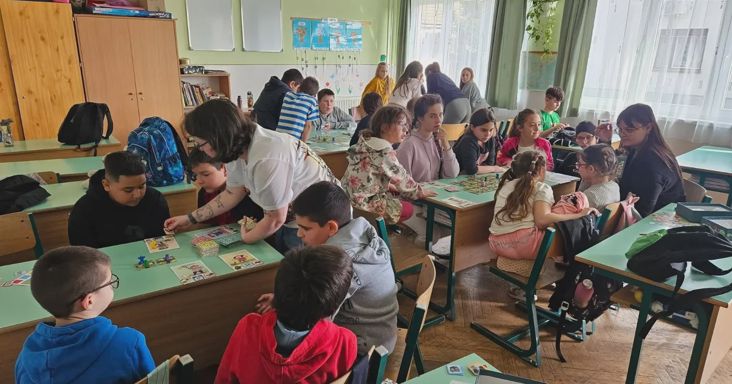 Bárkiből lehet bármi – Érzékenyítő foglalkozásokat tartanak az iskolákban