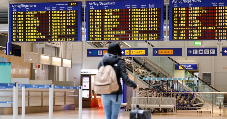 Légi vészhelyzet miatt lezárták a nürnbergi repülőteret