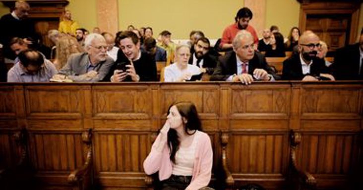 A Budapesten megvádolt antifa Ilaria Salis 300 ezer eurós kártérítés befizetését úszta meg egy időre