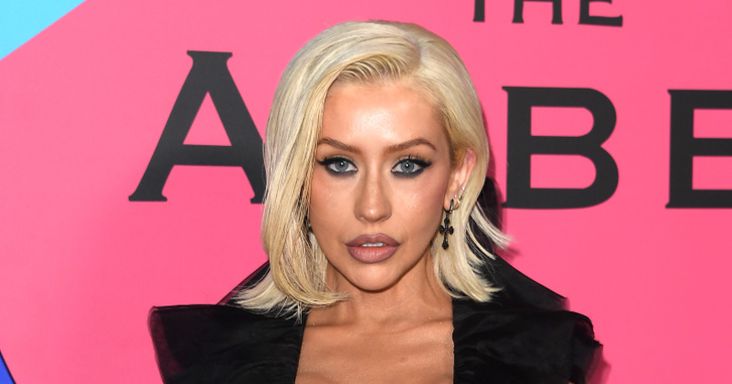 Alig takarja valami Christina Aguilera testét, vadító fotóval készül Halloweenre