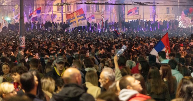 Ezt nagyon csúnyán benézte a Nyugat: a szerb Diáklista máris közölte, ugyanazt gondolja az oroszellenes szankciókról, mint Vucic – „Tiszteljük Oroszországot”