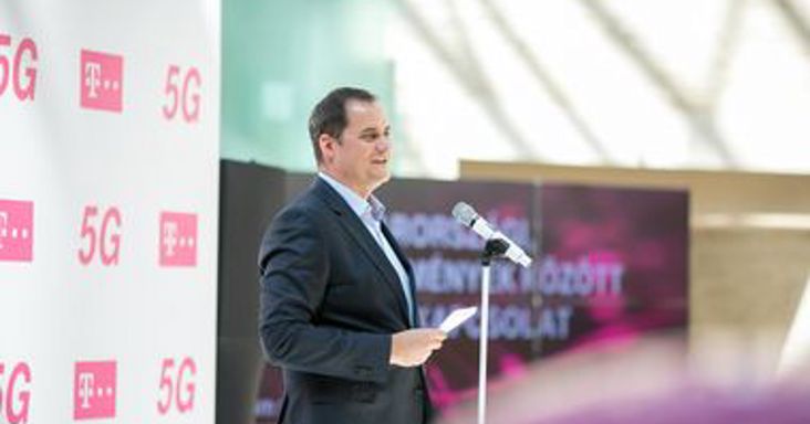 Elmondta a Telekom, miért száll ki a Fradi elnökségéből Rékasi Tibor