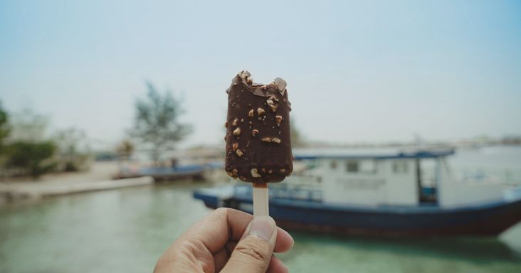 Csaknem harmincéves Magnum jégkrémet talált egy ausztrál férfi a boltja fagyasztójában
