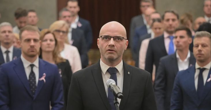 A Mi Hazánk jelöltjét megszavazta a Médiatanács tagjának, a Fidesz és a KDNP jelöltjeit ismét elutasította az Országgyűlés
