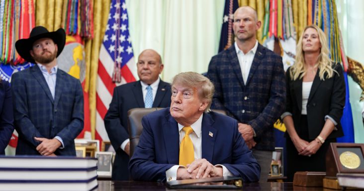 Trump iszonyatosan ki van borulva Zelenszkijre: bénító ütést vihet be Ukrajnának