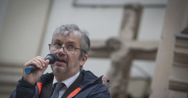 Hadházy Ákos szerint akár Orbán Viktor is adhatta volna Magyar Péter interjúját 444-nek