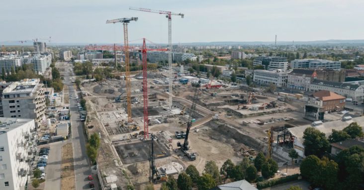 Annyi kölcsönt adtak az egyik leggazdagabb magyar cégei, hogy azt már az MNB sem hagyhatja szó nélkül