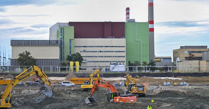 Kimondta a szakértő: több ezer milliárd forintot bukhat Magyarország, ha Magyar Péter felmondja a Roszatommal kötött szerződést, és nem valósul meg Paks II. - sokan akarják kinyírni a beruházást