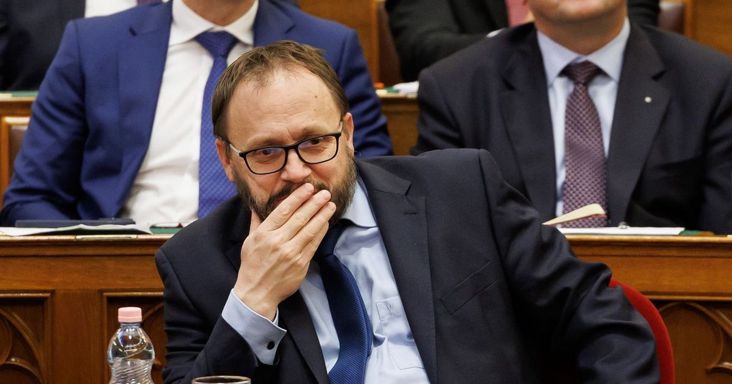 Az IMF sem cáfolta, hogy Kármán Andrásék egyeztettek a valutaalappal