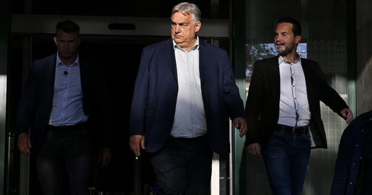 Dessewffy Tibor: Poszt-poszt-poszt – Avagy mi múlik el Orbánnal