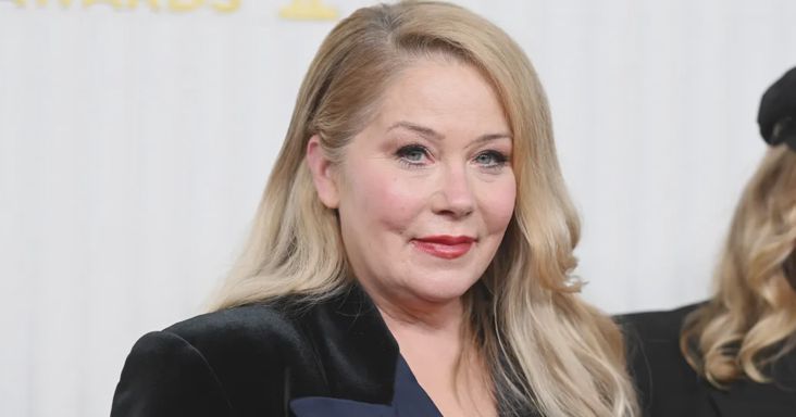 Félrediagnosztizálták Christina Applegate-et, nem szklerózis multiplexben szenved