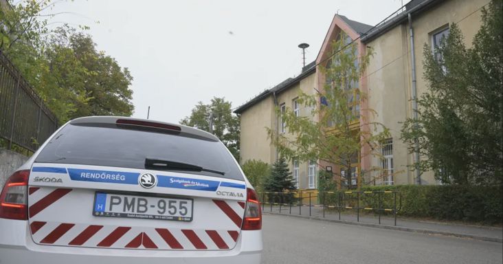 Terrorcselekmény elkövetésével fenyegetés miatt nyomoz az NNI az országos bombariadók után