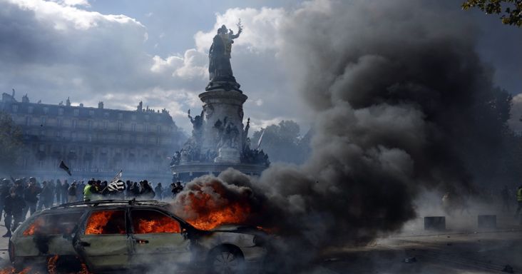 Elképesztő számok a francia zavargásokról, Emmanuel Macron: szégyen és düh uralkodik