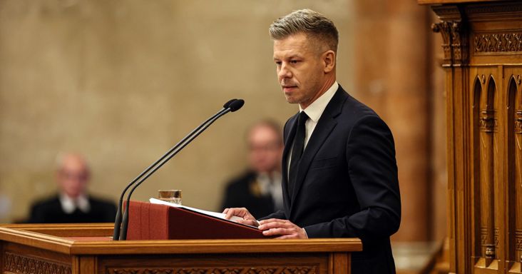 Fontos bejelentésre készül Magyar Péter a hétfői napirend előtti felszólalásában – fotó