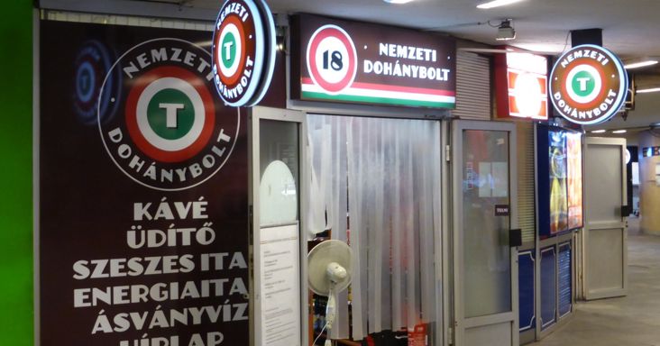 Drágulnak a dohánytermékek, bespájzolnak a trafikok