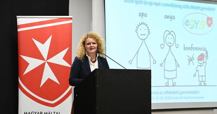 Döbbenetes számokat közöltek a szakemberek, négyszázezer gyerek él szenvedélybeteg családban Magyarországon