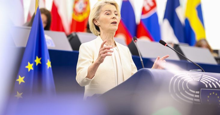 Ursula von der Leyen bejelentette: drasztikus lépésekkel védenék a veszélybe került iparágakat