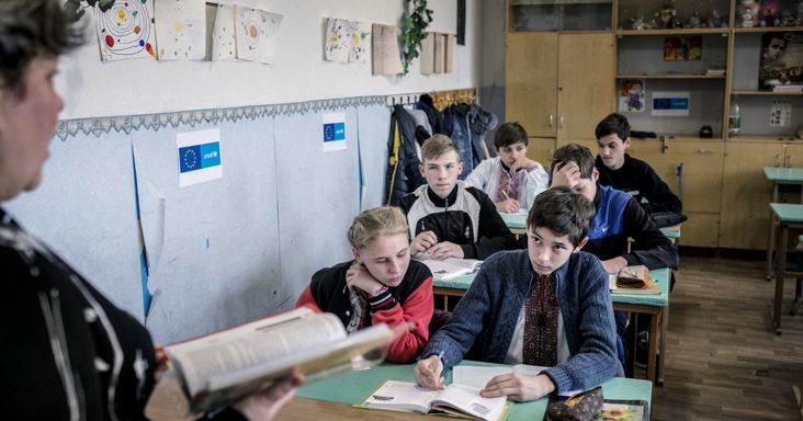 Újabb bombafenyegetési hullám érte el a magyar iskolákat