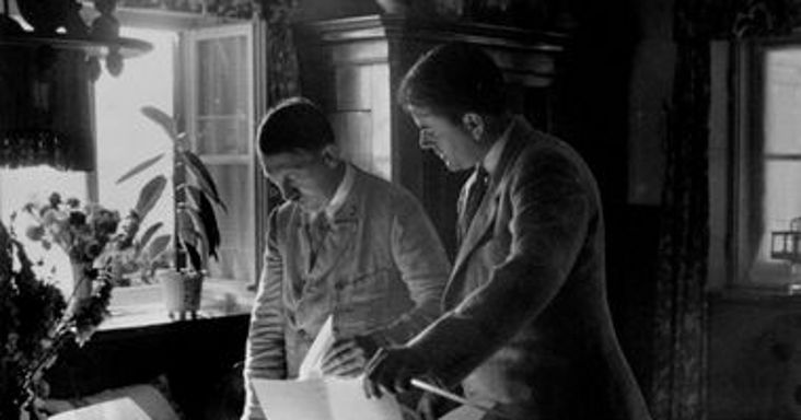 „Lehangoló, émelyítő, undorító dolog egy újabb könyvet írni a nácikról”, mondja a francia író, aki újabb könyvet írt a nácikról